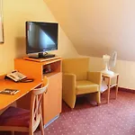 Und Restaurant Eurohof Отель