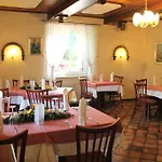 Und Restaurant Eurohof Ξενοδοχείο 4*