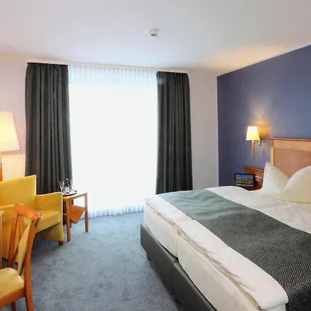 ホテル Und Restaurant Eurohof 4*