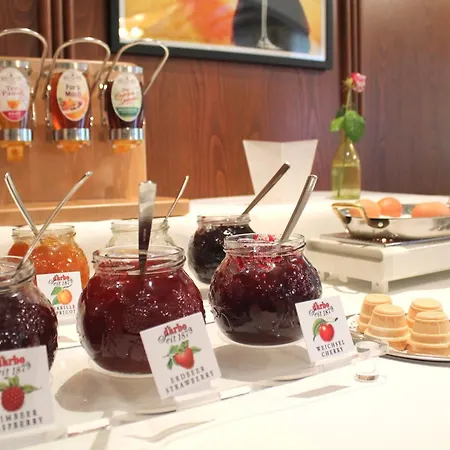 Und Restaurant Eurohof 호텔 4*