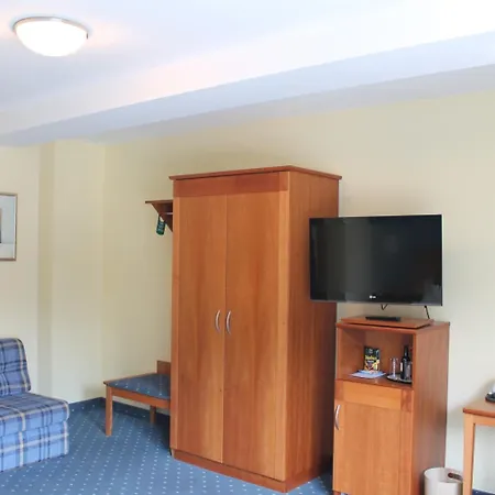 호텔 Und Restaurant Eurohof 4*