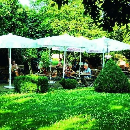 ホテル Und Restaurant Eurohof 4*