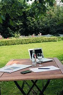 尤洛霍夫餐厅&酒店 酒店 4*