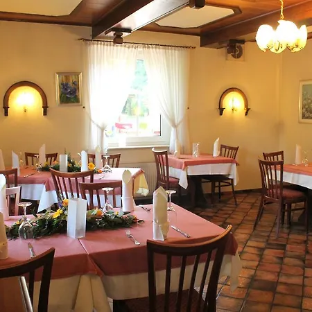 Und Restaurant Eurohof 호텔 4*