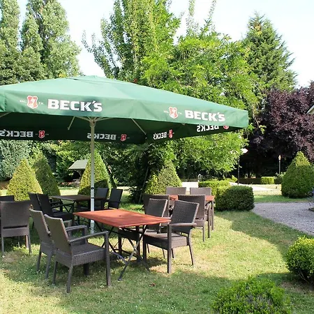 Und Restaurant Eurohof 호텔 뒤스부르크