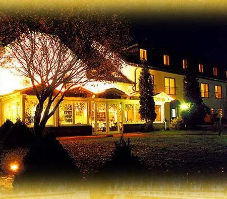 Und Restaurant Eurohof ホテル