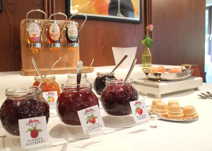 Und Restaurant Eurohof Hotel 4*